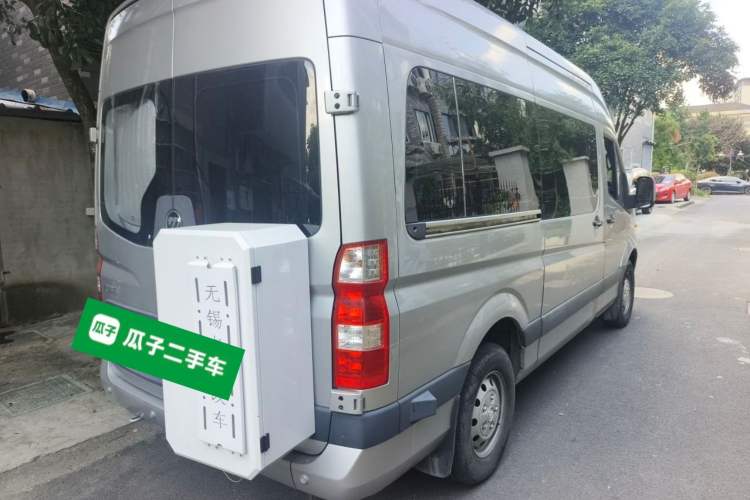 Used Foton Toano 2023 2.0T Manual Jixiang Long Wheelbase Ultra-High Roof with Single Rear Tire 7/9 Seats Rear Right 45 Deg