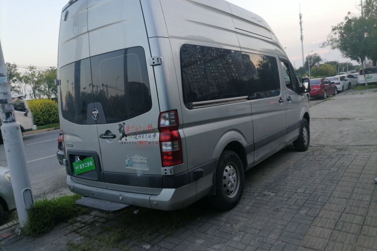 Used Foton Toano 2023 Joy Elephant Multi-Function 2.0T Manual Long-Wheelbase Mid-Roof Model with Single Rear Tire Available in 5/6/7/9-Seater Configurations Rear Right 45 Deg