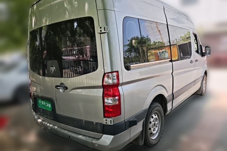 Used Foton Toano 2023 Joy Elephant Multi-Function 2.0T Manual Long-Wheelbase Mid-Roof Model with Single Rear Tire Available in 5/6/7/9-Seater Configurations Rear Right 45 Deg