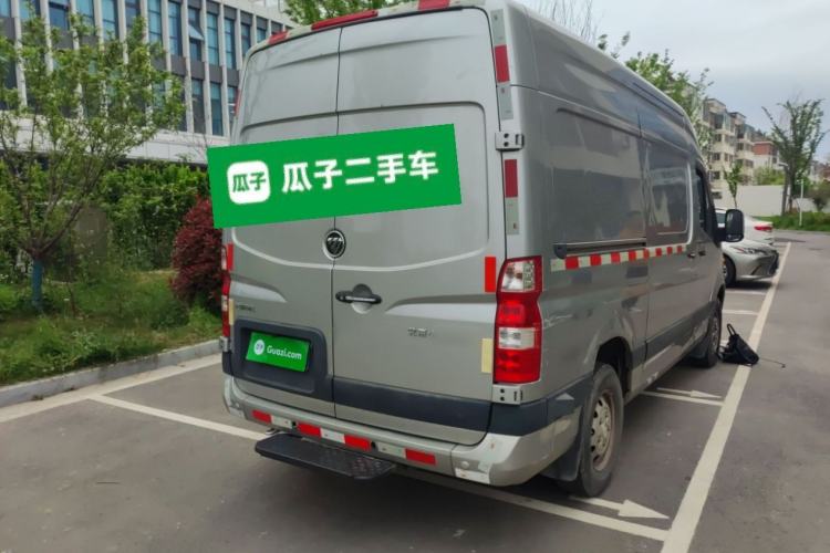 Used Foton Toano 2023 Joy Elephant Van 2.0T Manual Long Wheelbase Mid-Roof Design Rear Single Tire 3-Seater Rear Right 45 Deg