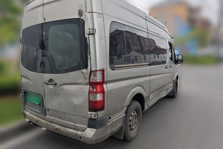 Used Foton Toano 2023 2.0T Manual Jixiang Long-Wheelbase Mid-Top Single Rear Tire 7/9-Seater Professional Edition Rear Right 45 Deg