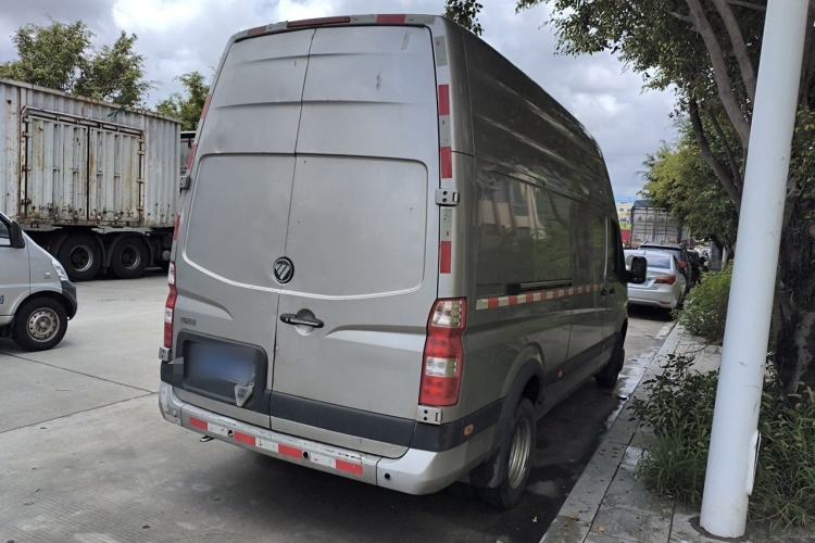 Used Foton Toano 2023 2.5T Manual Jixiang Van Long Wheelbase Ultra-High Roof with Rear Dual Tires 3-Seater Rear Right 45 Deg