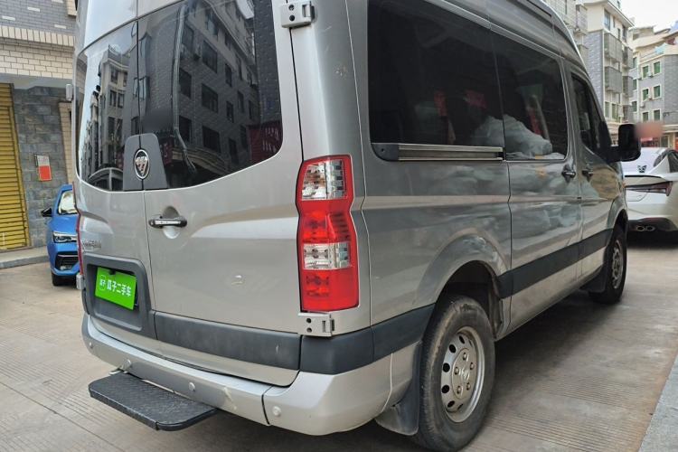 Used Foton Toano 2023 2.0T Automatic Urban Edition Short Wheelbase Mid-Height Design with Single Rear Tire—Available in 5/6/9-Seater Configurations Rear Right 45 Deg
