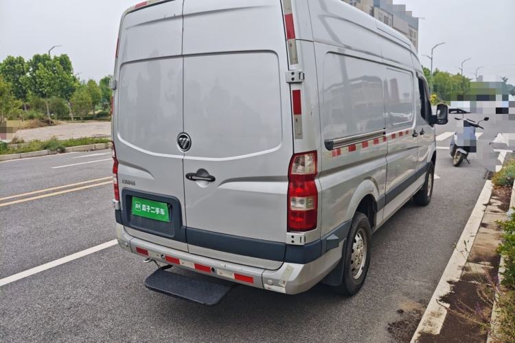 Used Foton Toano 2023 Joy Elephant Van 2.0T Manual Long Wheelbase Mid-Roof Design Rear Single Tire 3-Seater Rear Right 45 Deg