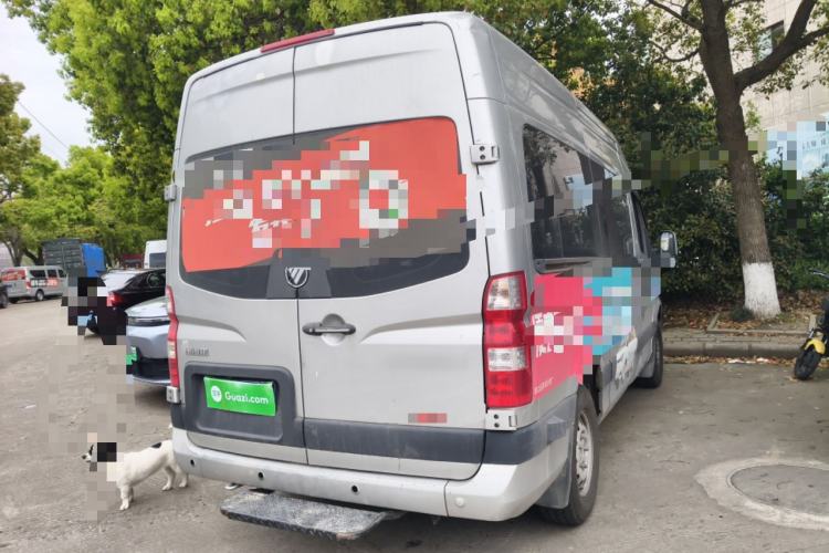 Used Foton Toano 2023 Joy Elephant Multi-Function 2.0T Manual Long-Wheelbase Mid-Roof Model with Single Rear Tire Available in 5/6/7/9-Seater Configurations Rear Right 45 Deg
