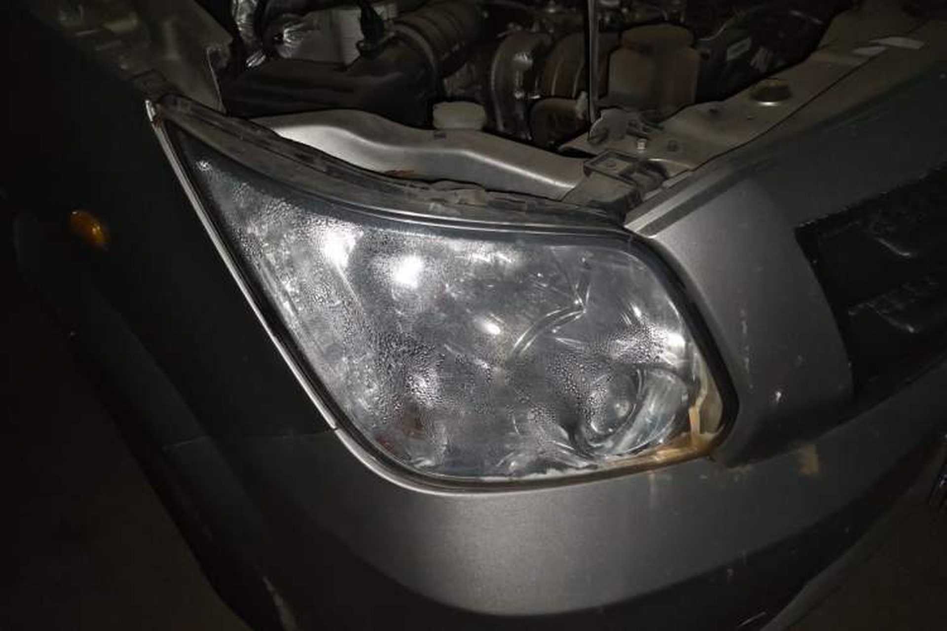 Used Foton Toano 2023 Joy Elephant Multi-Function 2.0T Manual Long-Wheelbase Mid-Roof Model with Single Rear Tire Available in 5/6/7/9-Seater Configurations Right Front Headlight