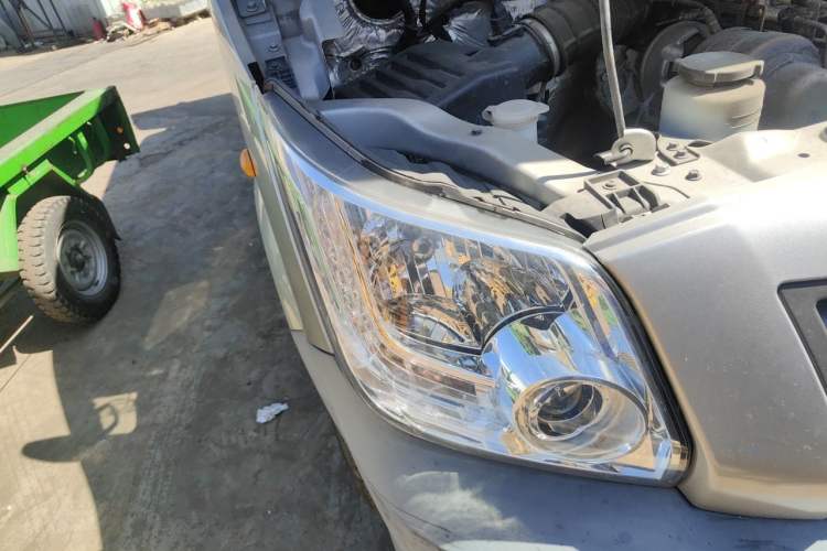 Used Foton Toano  Right Front Headlight