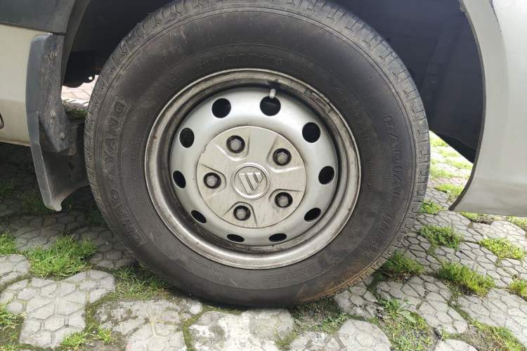 Used Foton Toano  Right Front Wheel Hub