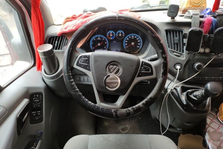 Used Foton Toano 2023 2.8T Manual Jixiang Long Wheelbase Mid-Top Rear Single Tire 7/9-Seater Steering Wheel