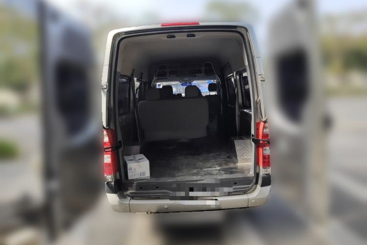 Used Foton Toano 2023 2.0T Automatic Jixiang Multi-Function Long-Wheelbase Mid-Height Rear Single Tire – Available in 6/7/9-Seater Configurations Trunk