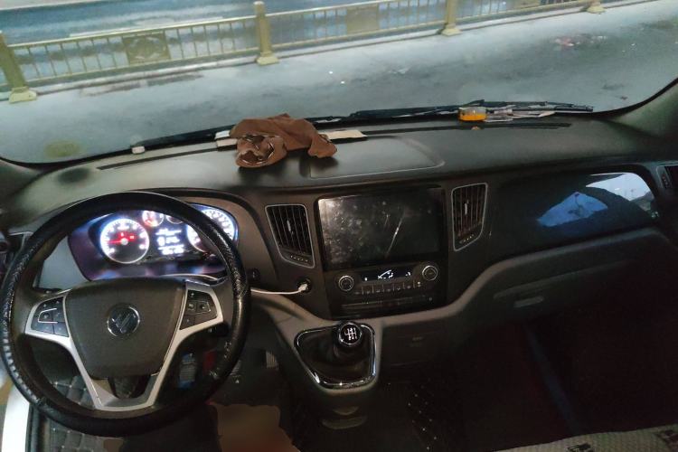 Used Foton Toano 2023 Urban Edition Van 2.0T Manual Short Wheelbase Mid-Height Roof Rear Single Tire 3-Seater Center Console