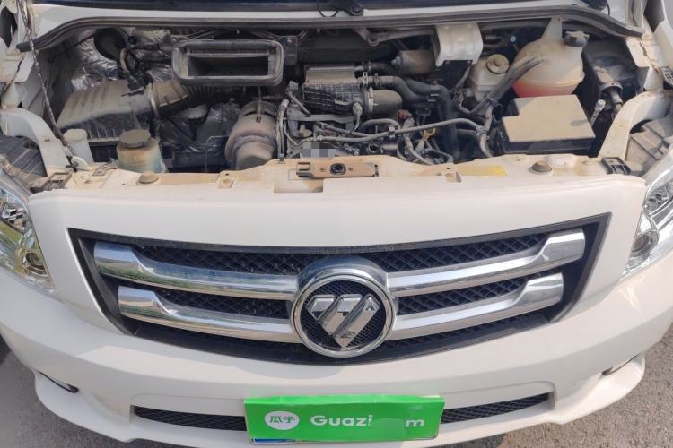 Used Foton Toano 2023 2.0T Manual Jixiang Long Wheelbase Mid-Top Rear Single Tire 7/9-Seater Engine Bay