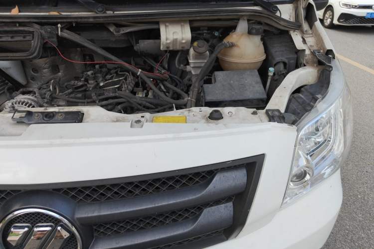 Used Foton Toano 2023 Cummins 2.8T Manual Jixiang Van Extended Wheelbase Ultra-High Roof Rear Dual Tires 3-Seater Engine Bay Left