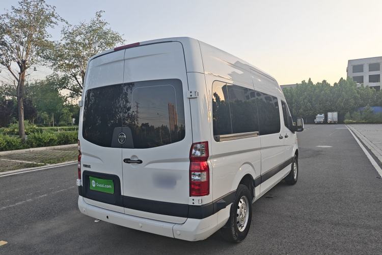 Used Foton Toano 2023 Joy Elephant Multi-Function 2.0T Manual Long-Wheelbase Mid-Roof Model with Single Rear Tire Available in 5/6/7/9-Seater Configurations Exterior 6
