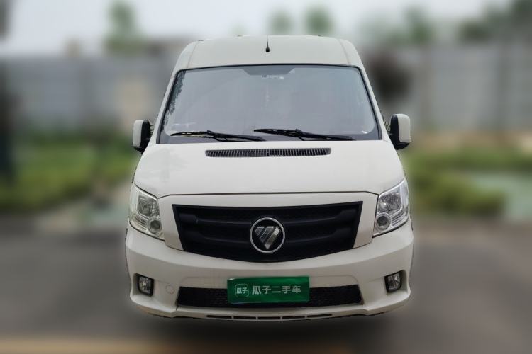 Used Foton Toano 2023 2.5T Manual Jixiang Van Extended Wheelbase Mid-Roof Design with Rear Dual Tires 3-Seater Front