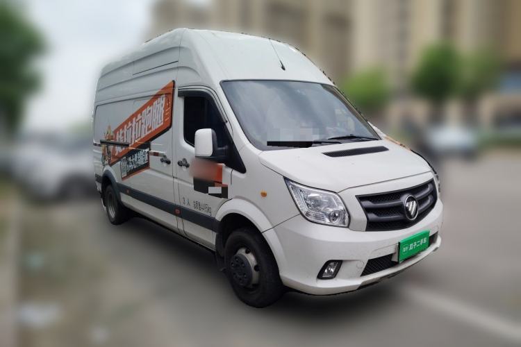 Used Foton Toano 2023 2.5T Manual Jixiang Van Extended Wheelbase Ultra-High Roof with Rear Dual Tires 3-Seater Front Right 45 Deg