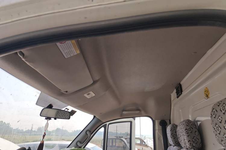 Used Foton Toano 2023 2.8T Manual Jixiang Van Extended Wheelbase Mid-Height Roof Rear Dual Tires 3-Seater Headliner