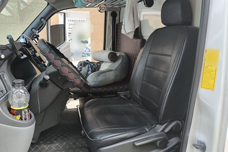 Used Foton Toano 2023 2.8T Manual Jixiang Van Extended Wheelbase Ultra-High Roof with Rear Dual Tires 3-Seater Left Front Seat