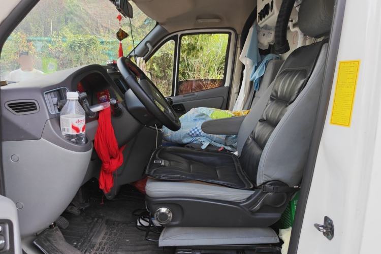 Used Foton Toano 2023 Cummins 2.8T Manual Jixiang Van Extended Wheelbase Ultra-High Roof Rear Dual Tires 3-Seater Left Front Seat