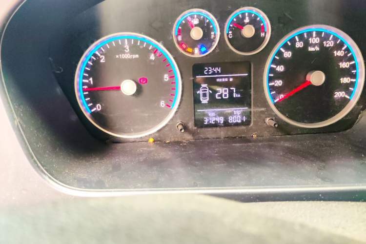 Used Foton Toano  Odometer Close Up