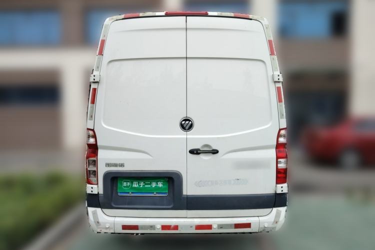 Used Foton Toano 2023 2.5T Manual Jixiang Van Extended Wheelbase Mid-Roof Design with Rear Dual Tires 3-Seater Rear