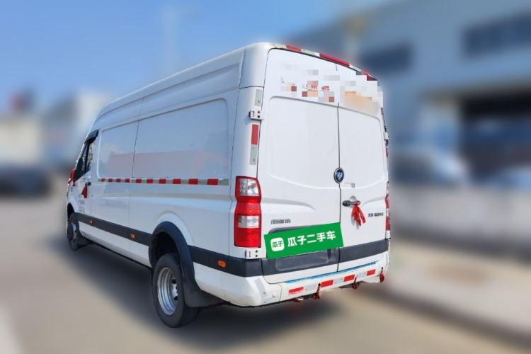 Used Foton Toano 2023 2.5T Manual Jixiang Van Extended Wheelbase Mid-Roof Design with Rear Dual Tires 3-Seater Rear Left 45 Deg