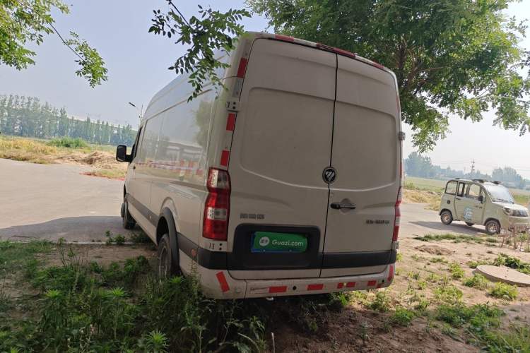 Used Foton Toano 2023 2.8T Manual Jixiang Van Extended Wheelbase Mid-Height Roof Rear Dual Tires 3-Seater Rear Left 45 Deg