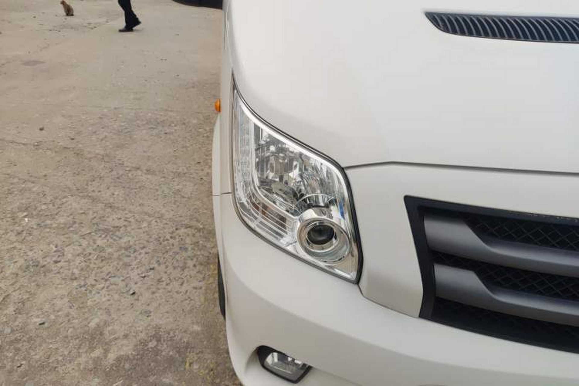 Used Foton Toano  Right Front Headlight