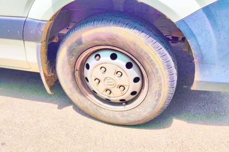 Used Foton Toano  Right Front Wheel Hub