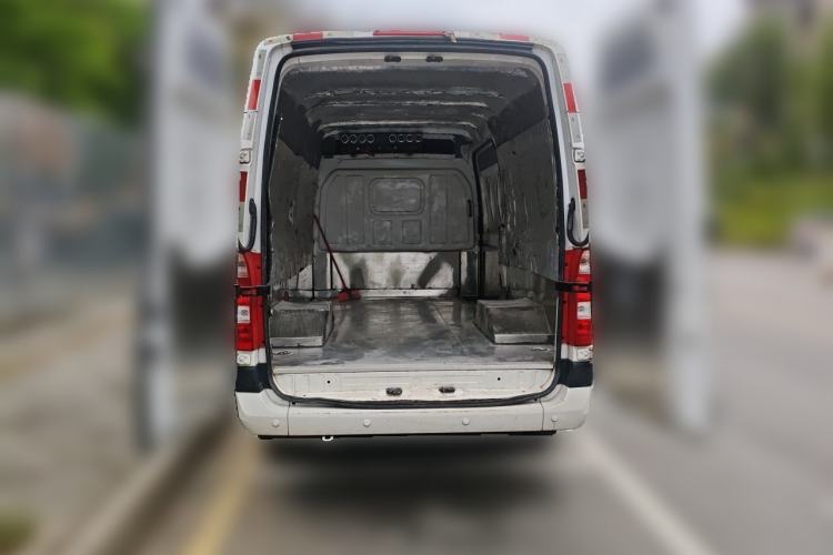 Used Foton Toano 2023 2.8T Manual Jixiang Van Extended Wheelbase Mid-Height Roof Rear Dual Tires 3-Seater Trunk