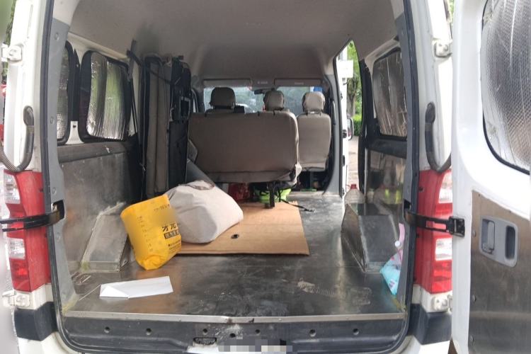 Used Foton Toano 2023 Joy Elephant Multi-Function 2.0T Manual Long-Wheelbase Mid-Roof Model with Single Rear Tire Available in 5/6/7/9-Seater Configurations Trunk