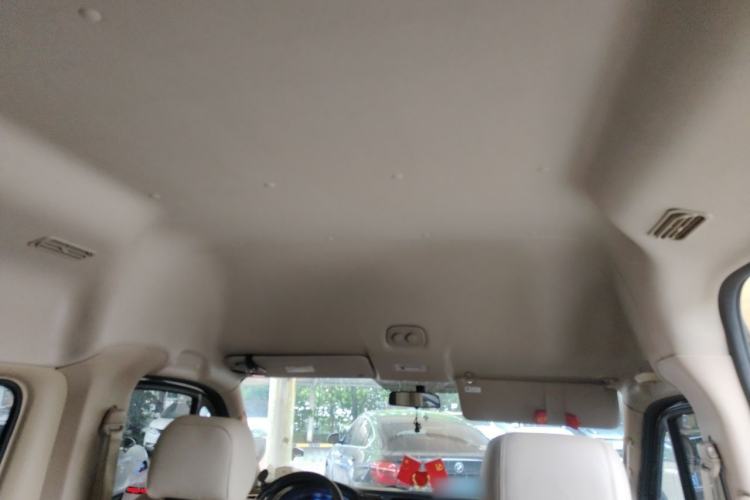 Used Foton Toano 2024 Urban Edition Multi-Function 2.0T Manual Short Wheelbase Low-Roof Rear Single Tire 5/6/9-Seater Headliner