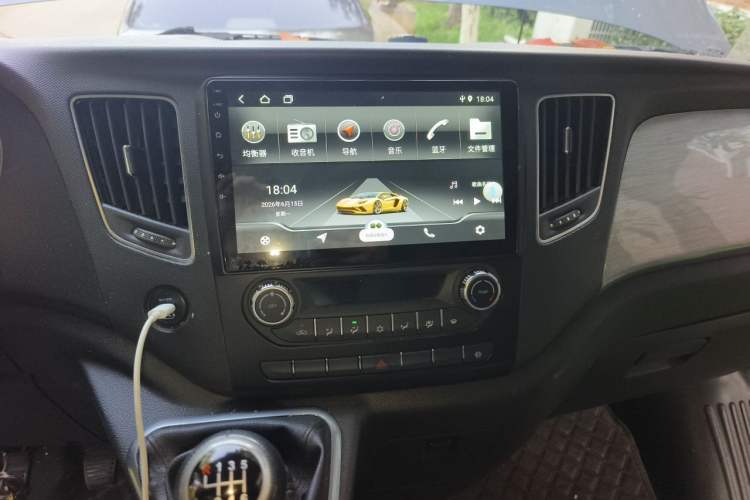 Used Foton Toano 2024 Tuyano Pro Multi-Function 2.0T Manual Front-Wheel Drive Long Wheelbase Mid-Roof Design with Single Rear Tire and 7 Seating Capacity Audio And AC Panel