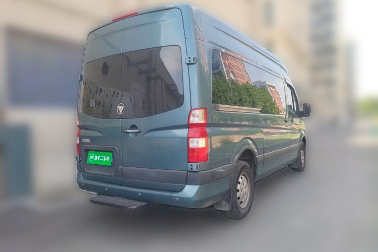 Used Foton Toano 2024 Tuyano Pro Multi-Function 2.0T Manual Rear-Drive Long Wheelbase Mid-Roof Design Single Rear Tire—Available in 5/6/7/9-Seater Configurations Rear Right 45 Deg