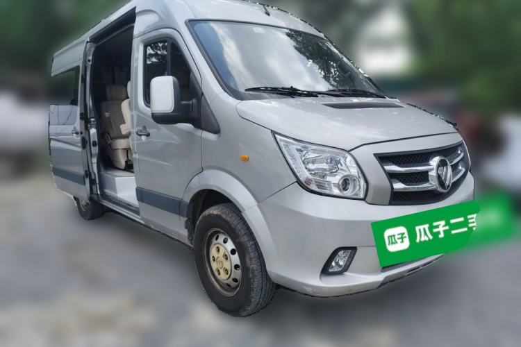 Used Foton Toano 2024 Geely Multi-Function 2.0T Automatic Long-Wheelbase Mid-Top Model with Rear Single Tire Available in 6/7/9-Seater Configurations Front Right 45 Deg