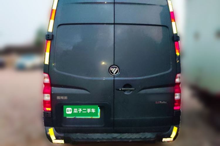Used Foton Toano 2024 Joy Elephant Van Cummins 2.8T Automatic Long Wheelbase Mid-Roof Design Rear Single Tire 3-Seater Rear