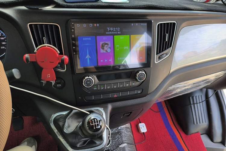 Used Foton Toano 2024 Joy Elephant Multi-Function Model Cummins 2.8T Manual Transmission Extended Wheelbase High Roof and Dual Rear Tires—7-Seater Audio And AC Panel