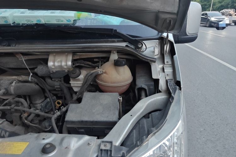 Used Foton Toano  Engine Bay Left