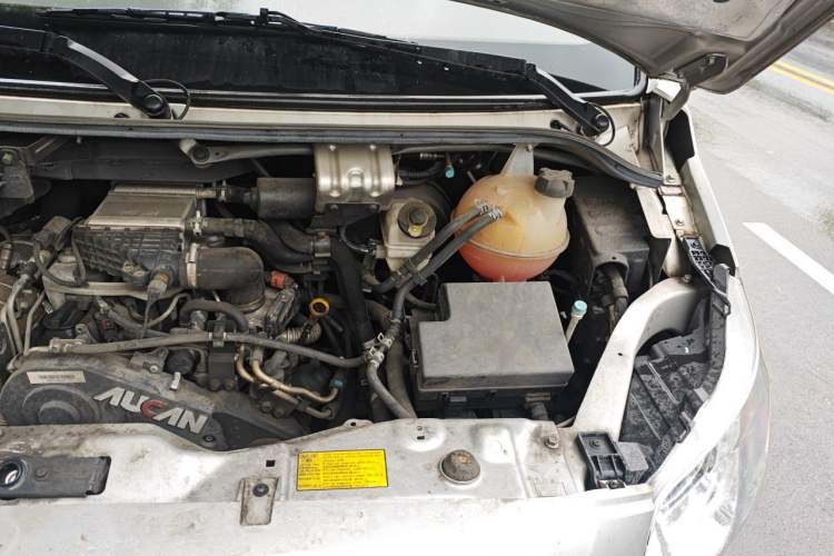 Used Foton Toano  Engine Bay Left