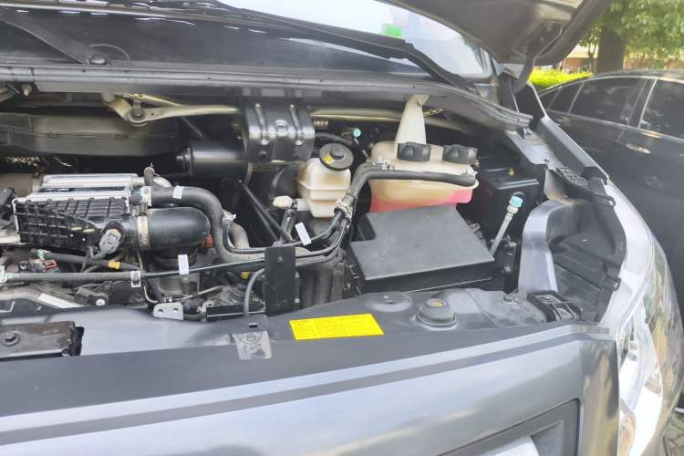 Used Foton Toano  Engine Bay Left