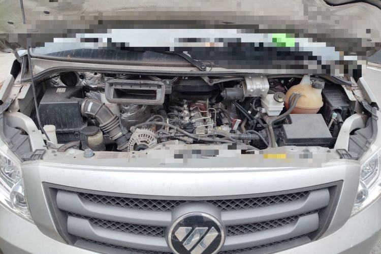 Used Foton Toano 2024 Joyear Multi-Function Cummins 2.8T Manual Long Wheelbase Mid-Roof with Rear Dual Tires 7-Seater Engine Bay