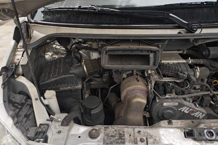 Used Foton Toano  Engine Bay Right