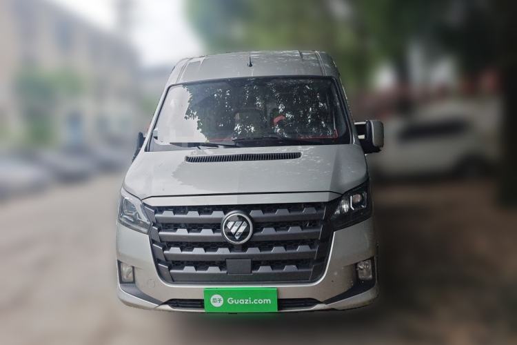 Used Foton Toano 2024 Tuyano Pro Multi-Function Model Cummins 2.8T Manual Transmission Rear-Wheel Drive Long Wheelbase Mid-Roof Configuration with Single Rear Tire—Available in 6- 7- or 9-Seater Versions Front