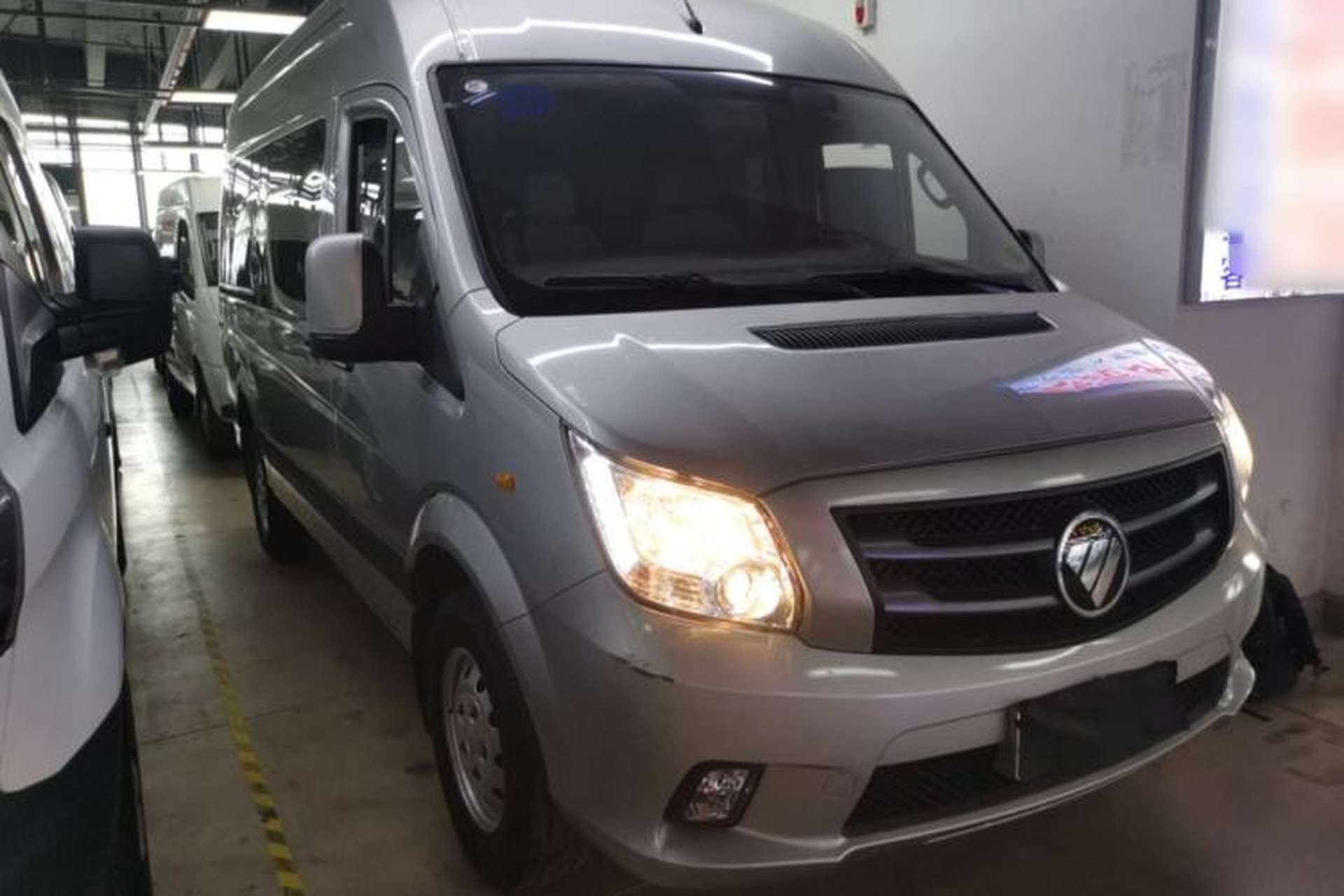 Used Foton Toano 2024 Joyear Multi-Function 2.0T Manual Long-Wheelbase Mid-Roof Model with Single Rear Tire Available in 5/6/7/9-Seater Configurations Front Right 45 Deg