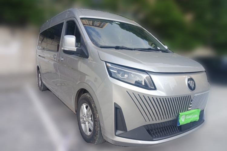 Used Foton Toano 2024 Tuyano Pro Multi-Function 2.0T Manual Front-Wheel Drive Long Wheelbase Mid-Roof Design with Single Rear Tire and 7 Seating Capacity Front Right 45 Deg