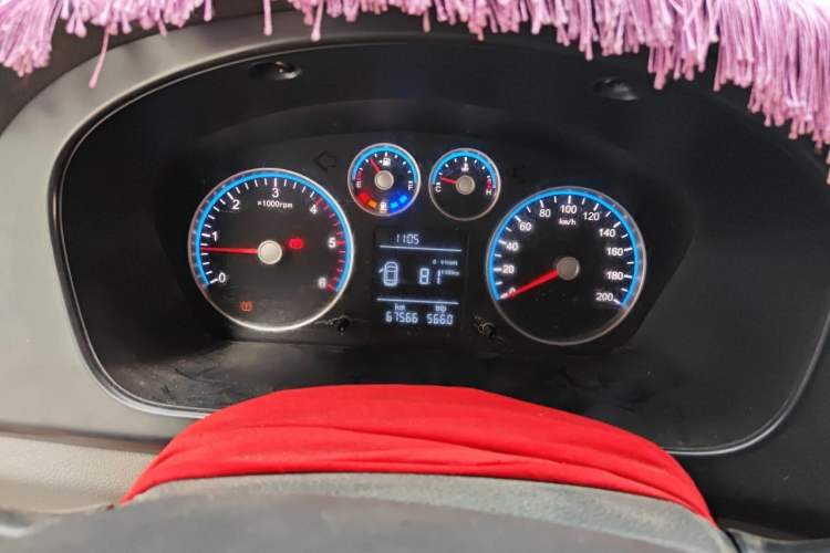 Used Foton Toano 2024 Joyear Multi-Function 2.0T Manual Long-Wheelbase Mid-Roof Model with Single Rear Tire Available in 5/6/7/9-Seater Configurations Instrument Cluster