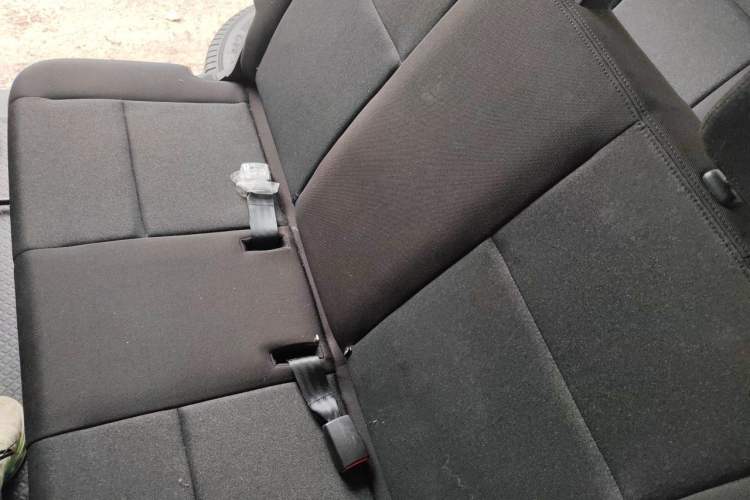 Used Foton Toano 2024 Geely Multi-Function 2.0T Manual Long Wheelbase High-Roof Single Rear Tire 5/6/7/9-Seater Left Rear Seat