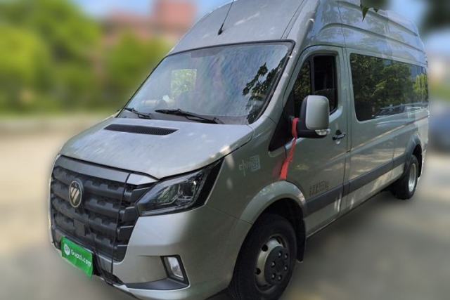Used Foton Toano 2024 Joy Elephant Multi-Function Model Cummins 2.8T Manual Transmission Extended Wheelbase High Roof and Dual Rear Tires—7-Seater
