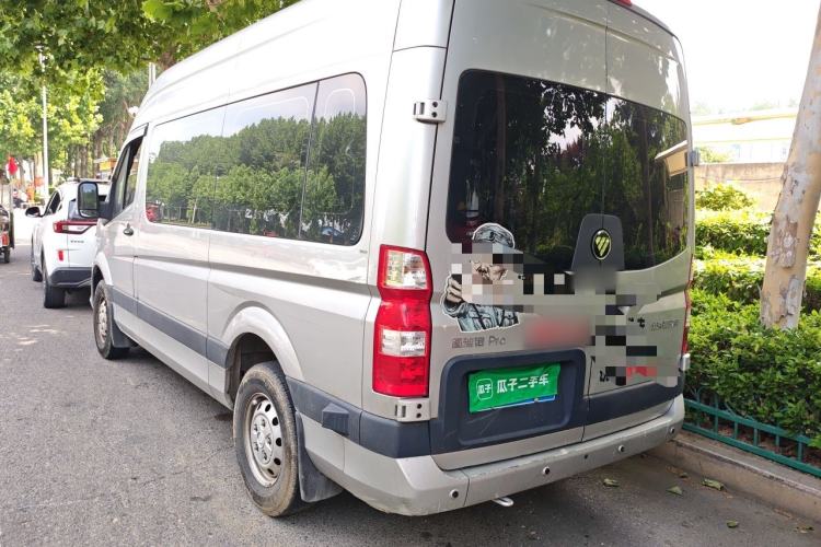 Used Foton Toano 2024 Tuyano Pro Multi-Function 2.0T Manual Rear-Drive Long Wheelbase Mid-Roof Design Single Rear Tire—Available in 5/6/7/9-Seater Configurations Rear Left 45 Deg