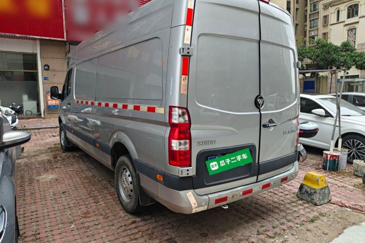 Used Foton Toano 2024 Tuyano Pro Van 2.0T Manual Rear-Wheel Drive Extended Wheelbase Mid-Roof Configuration Single Rear Tire 3-Seater Rear Left 45 Deg